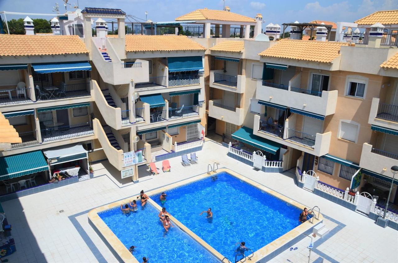 Naufragos Beach Apartment Torrevieja Exterior foto