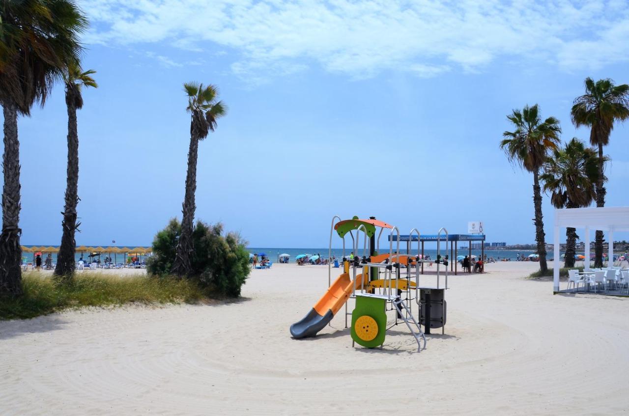 Naufragos Beach Apartment Torrevieja Exterior foto